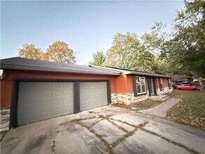 8220 Freeman Ave in Kansas City, KS - Building Photo - Building Photo