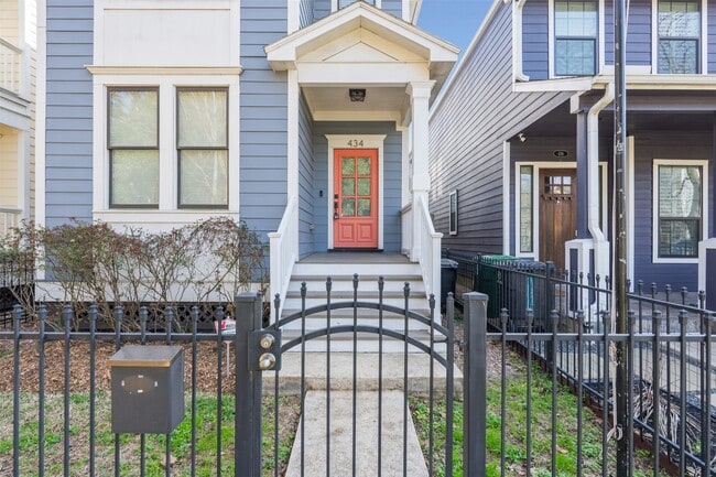 property at 434 W 27th St