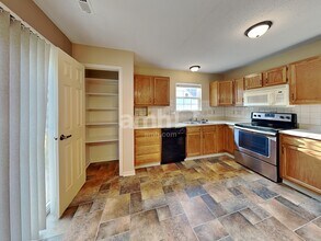 372 E Pine Ridge Dr in Westfield, IN - Building Photo - Building Photo