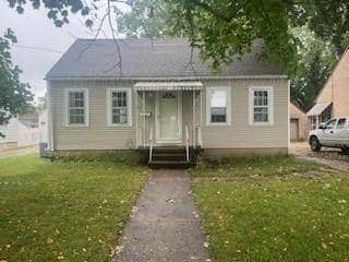 property at 707 E 15th St