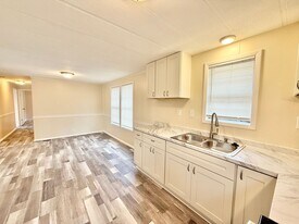 1078 Whales Run Ct in Virginia Beach, VA - Building Photo