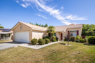 3317 Kega Ct in Lancaster, CA - Building Photo