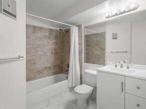 941 Lyons Rd in Coconut Creek, FL - Building Photo - Building Photo