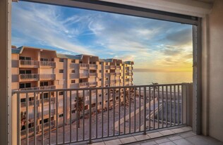 7400 Estero Blvd in Fort Myers Beach, FL - Building Photo