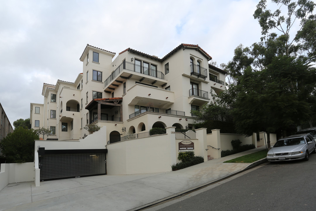 Villa Montana Apartments in Los Angeles, CA - Building Photo