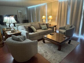 5440 N Ocean Dr, Unit 1204 in Riviera Beach, FL - Building Photo - Building Photo