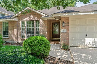 43 E Russet Grove Cir in Conroe, TX - Building Photo - Building Photo