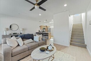 1452 Hendon St in Fayetteville, AR - Building Photo