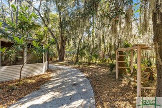 2 Senauki Ln in Savannah, GA - Foto de edificio - Building Photo