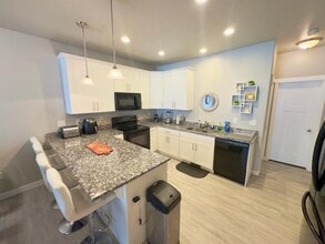 699 E 330 N in Vineyard, UT - Building Photo - Building Photo