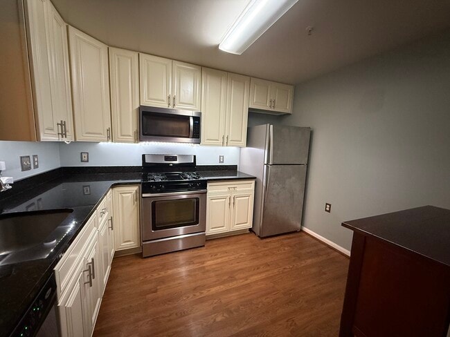 15303 Diamond Cove Terrace in Rockville, MD - Building Photo - Building Photo