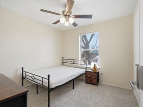 6412 Tammy Ct in Watauga, TX - Foto de edificio - Building Photo