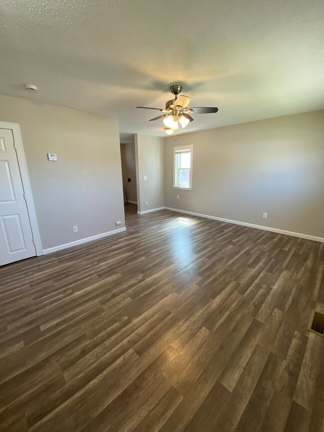 7 Briarcliff Dr in Granite City, IL - Building Photo - Building Photo