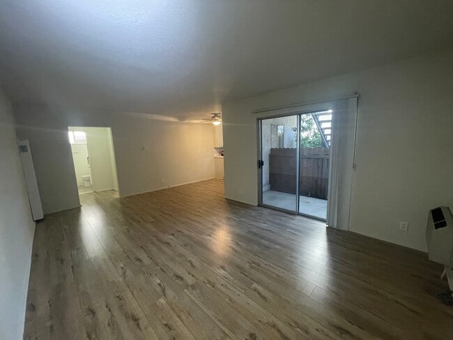 4477 Colbath Ave in Sherman Oaks, CA - Building Photo - Building Photo