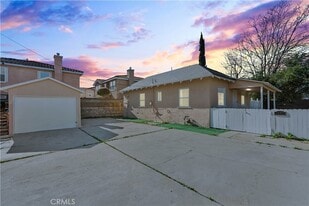 1445 S Rebecca St in Pomona, CA - Building Photo