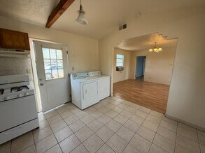 313 McKnight Ave NE in Albuquerque, NM - Building Photo - Building Photo