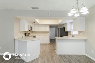 528 Wynnwood Dr in Brandon, FL - Building Photo - Building Photo