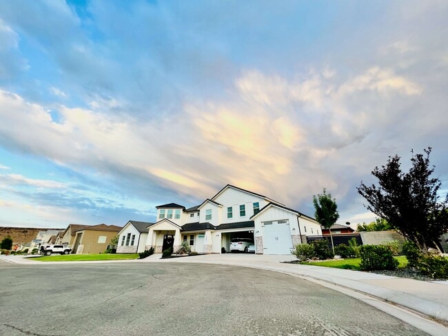 3685 W 2510 S in Hurricane, UT - Building Photo - Building Photo