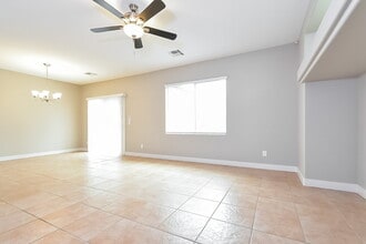 9716 N Fast Elk St in Las Vegas, NV - Building Photo - Building Photo