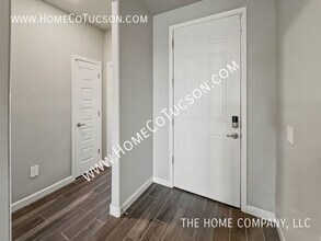 3662 S Charles Cp Pl in Tucson, AZ - Building Photo - Building Photo