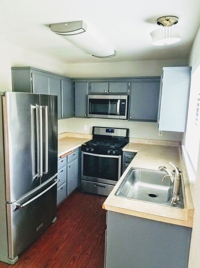 1860 25th St in Oceano, CA - Building Photo - Building Photo