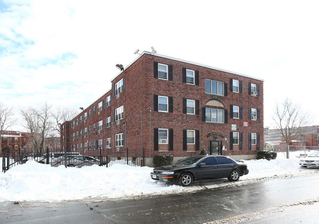 322 Hudson St / Luca Investments LLC in Hartford, CT - Building Photo