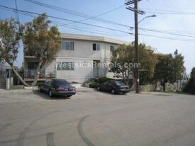 750 W Hamilton Ave, Unit A in San Pedro, CA - Building Photo