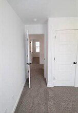 811 Arctic Ave in Centerton, AR - Building Photo - Building Photo