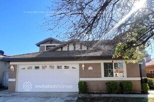 27555 Sierra Madre Dr in Murrieta, CA - Building Photo