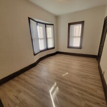 1023 Pierce St in Sioux City, IA - Building Photo - Building Photo