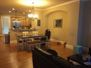 1219 Mecaslin St NW, Unit 5 in Atlanta, GA - Building Photo - Building Photo