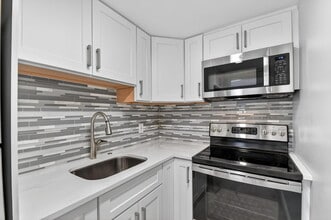 15 S Golfview Rd in Lake Worth Beach, FL - Building Photo - Building Photo