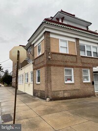 6801 N 17th St photo'