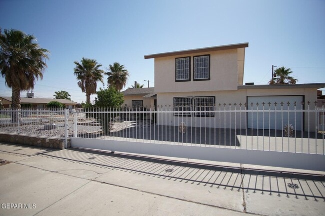 property at 4924 Winthrop Dr