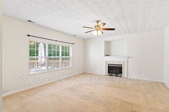 16221 Farah Ct in Smithfield, VA - Building Photo - Building Photo