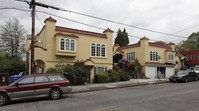 3087 SE Ankeny St in Portland, OR - Foto de edificio - Building Photo