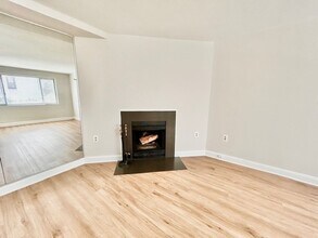 3819 Davis Pl NW in Washington, DC - Building Photo - Building Photo