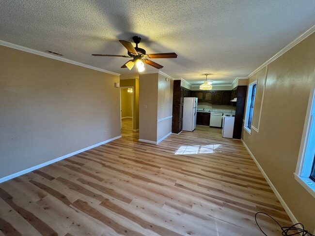 2010 Fitzhugh St in Batesville, AR - Building Photo - Building Photo