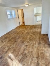 1623 Cedar St in Concordia, KS - Building Photo - Building Photo