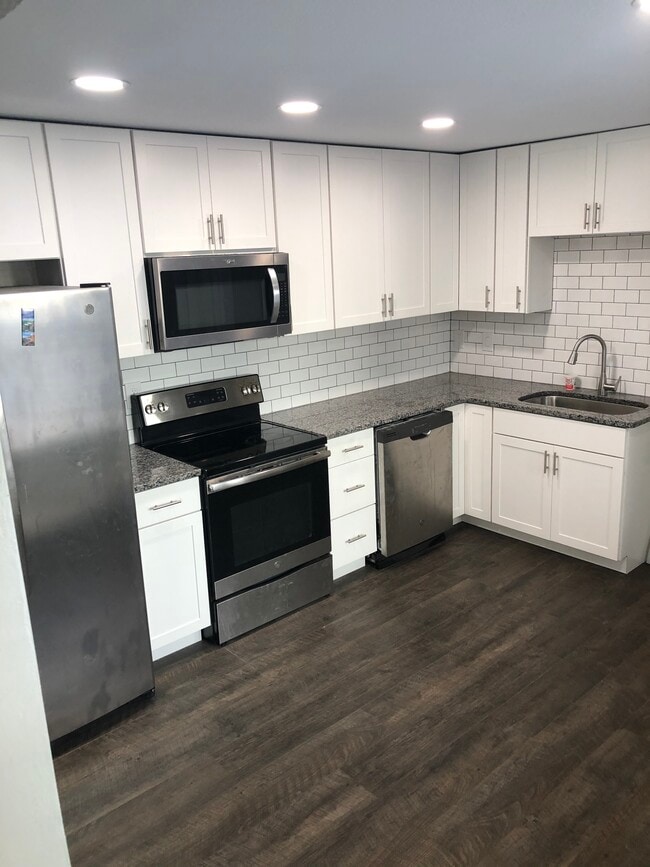 11 Autumnwood Trl in Ormond Beach, FL - Foto de edificio - Building Photo