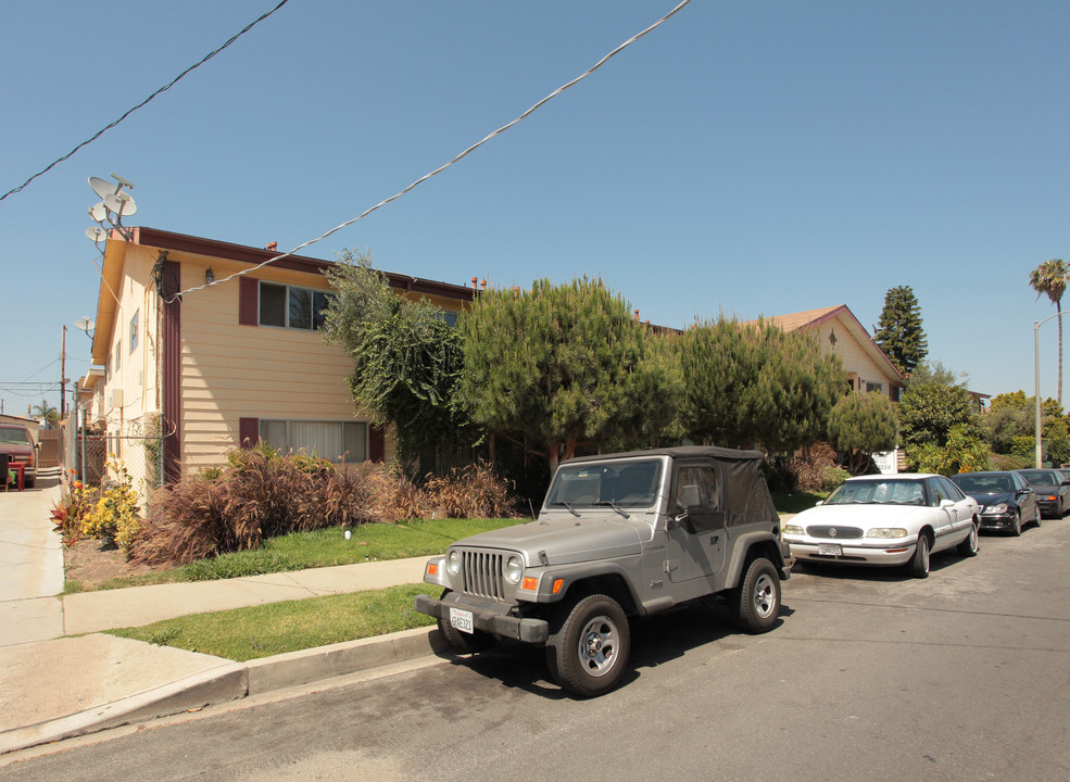 Park Place Apartments in Harbor City, CA - Building Photo