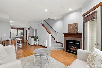 4436 44th Ave SW in Seattle, WA - Building Photo - Building Photo