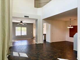 8392 S Egyptian Dr in Tucson, AZ - Building Photo