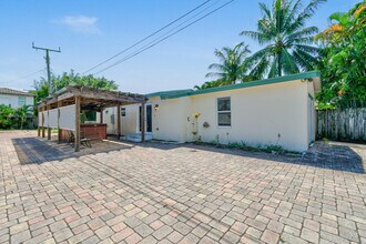 3450 S Olive Ave in West Palm Beach, FL - Building Photo - Building Photo