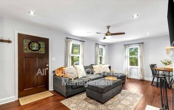 6666 Barrett Rd in Falls Church, VA - Building Photo - Building Photo