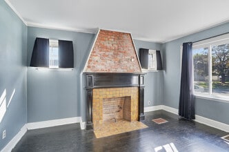 610 Salisbury Rd in Columbus, OH - Foto de edificio - Building Photo