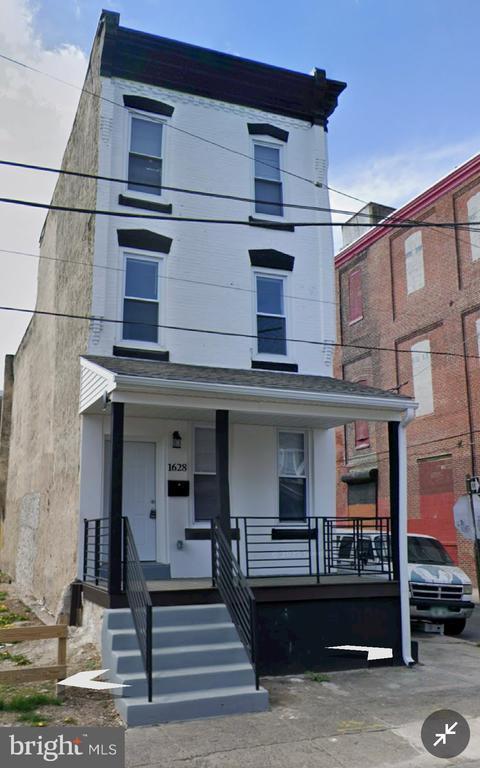 property at 1628 W Lehigh Ave