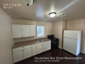 229 E Coe Dr in Midwest City, OK - Building Photo - Building Photo