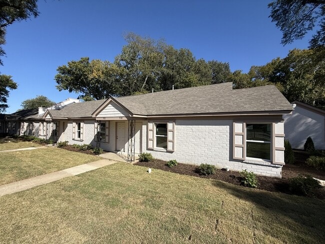 940 N Hollywood St in Memphis, TN - Building Photo - Building Photo