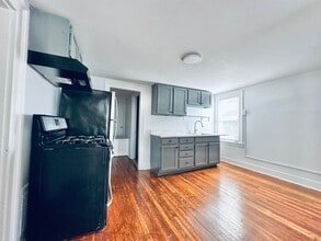 175 Bradley St in New Haven, CT - Building Photo - Building Photo